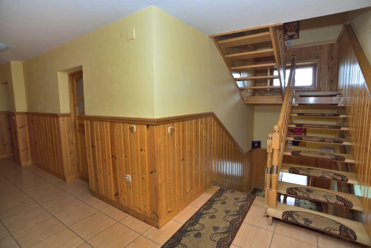 Pod Gorcami Hotel Waksmund Екстериор снимка