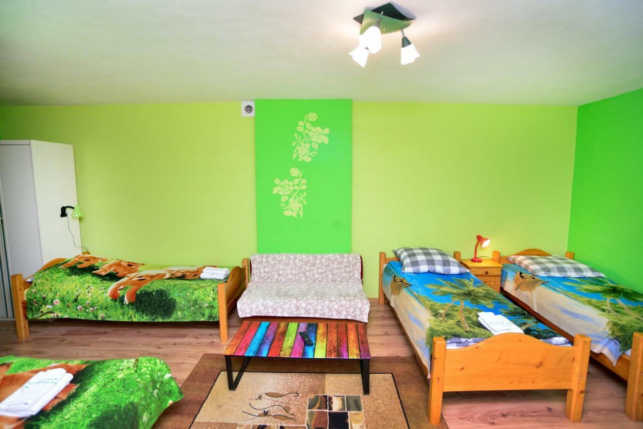 Pod Gorcami Hotel Waksmund Екстериор снимка